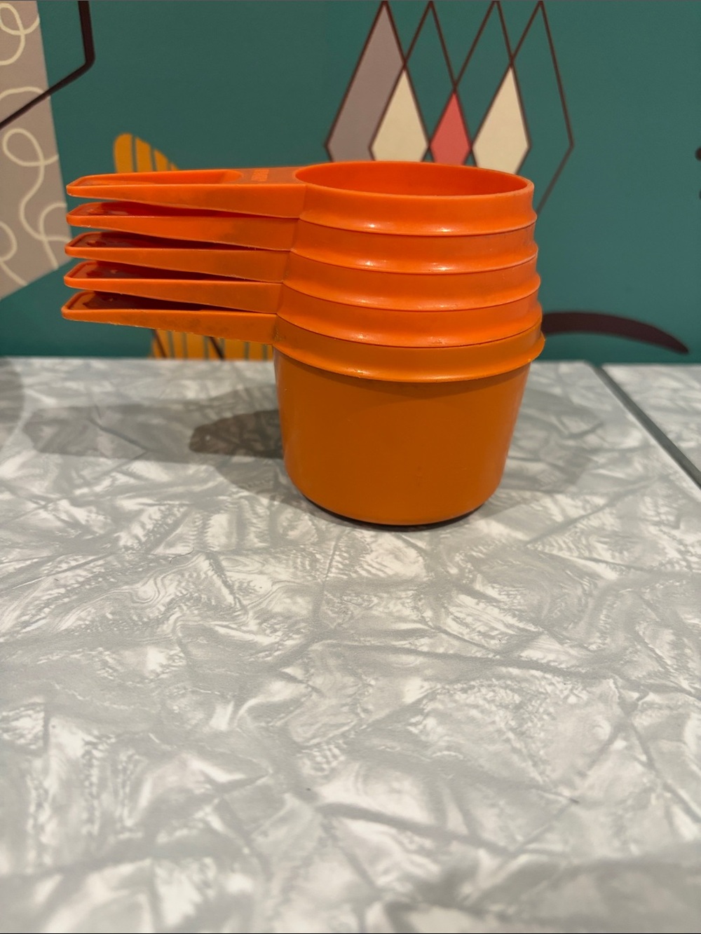 Vintage Tupperware Measuring Cups Set Of 5 Harvest Orange 1 cup 3/4 2/3 1/2 1/3